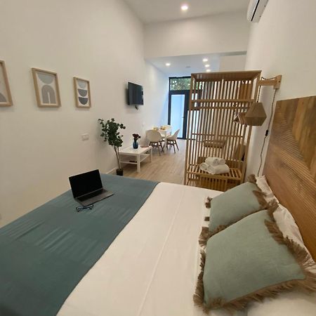Ferienwohnung Travel Habitat Cabanyal Lofts Valencia Exterior foto