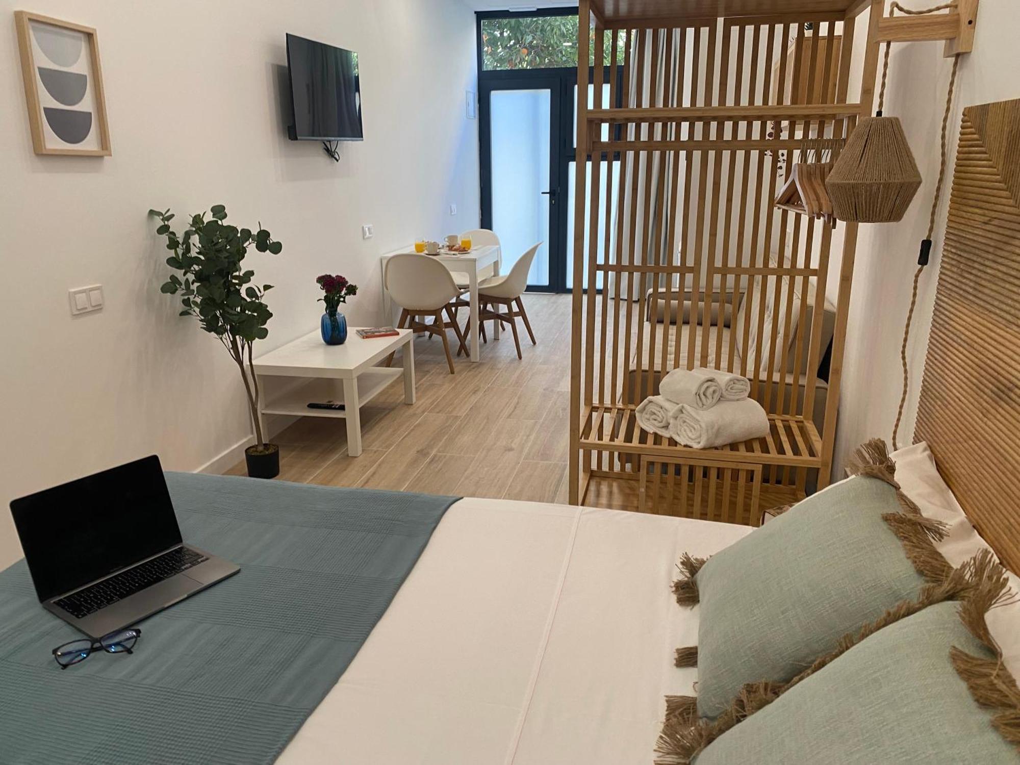 Ferienwohnung Travel Habitat Cabanyal Lofts Valencia Exterior foto