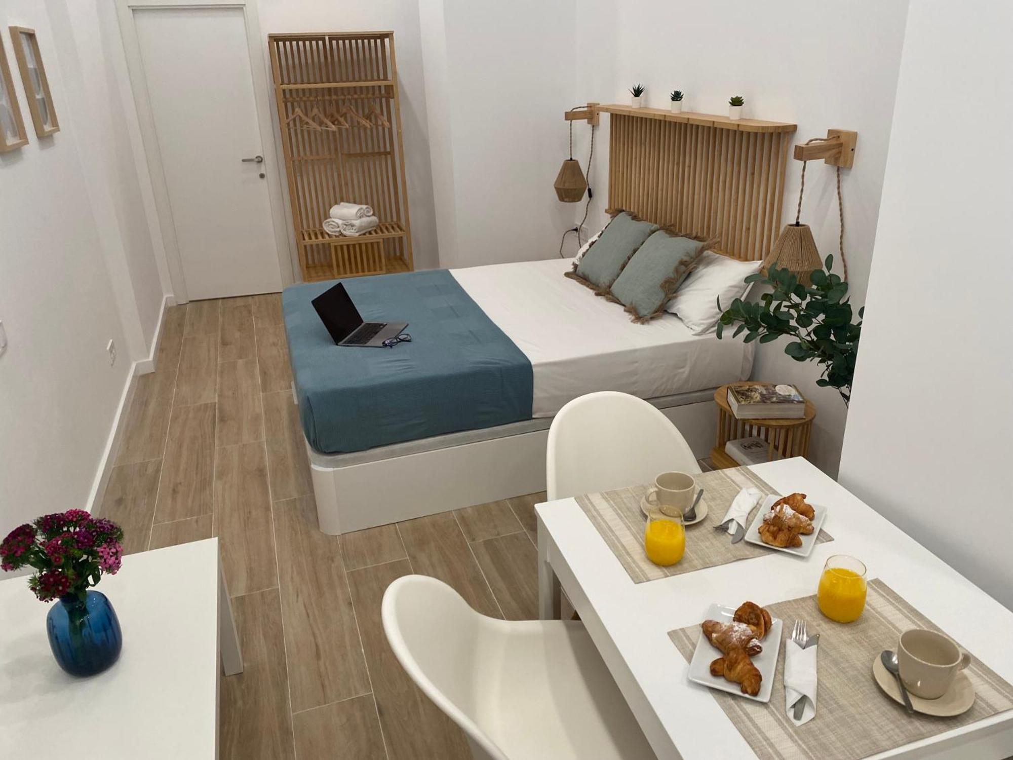Ferienwohnung Travel Habitat Cabanyal Lofts Valencia Exterior foto